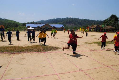 PDK Cenwaey Penaney holds first Sports Day for Semai OA Students